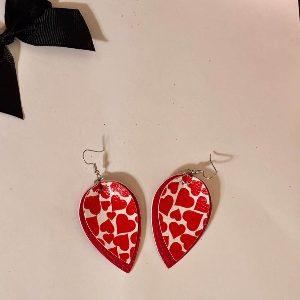 ❤️Happy Valentine’s Day❤️ Heart Faux Leather Tear Drop Earrings